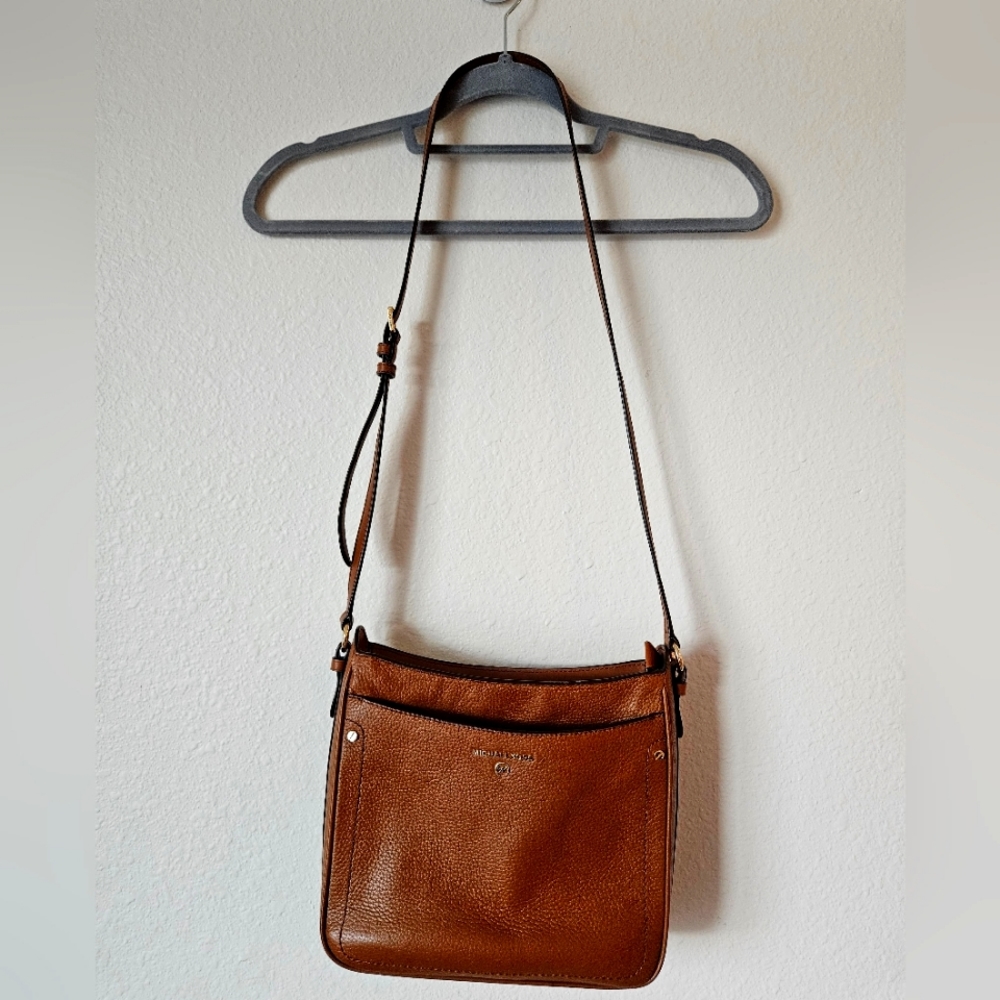 Michael Kors Jet Set Charm Large Top Zip Crossbody